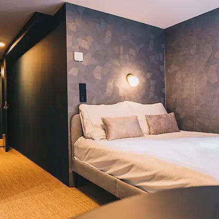 Aparthotel Lvm 3*